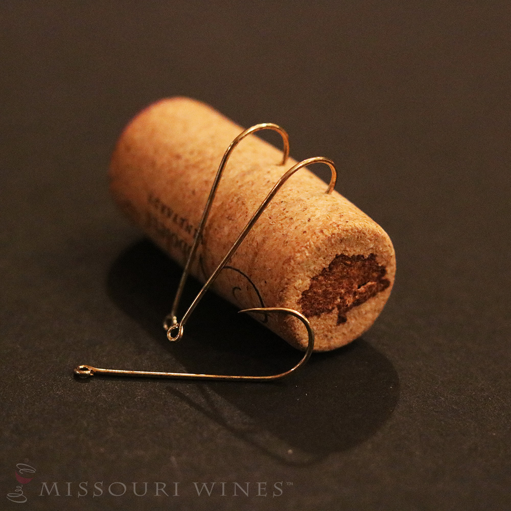 Wine cork fish hook life hack | MO wine