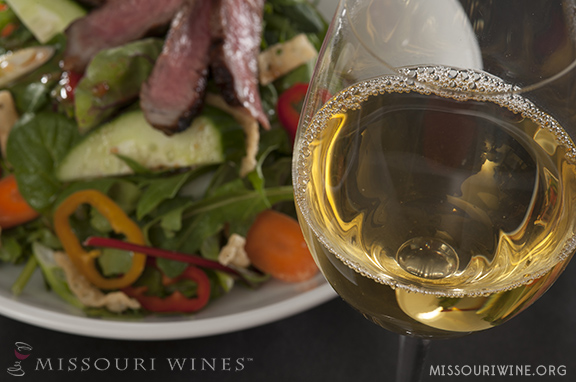 Pairing MO Wine with Salads 