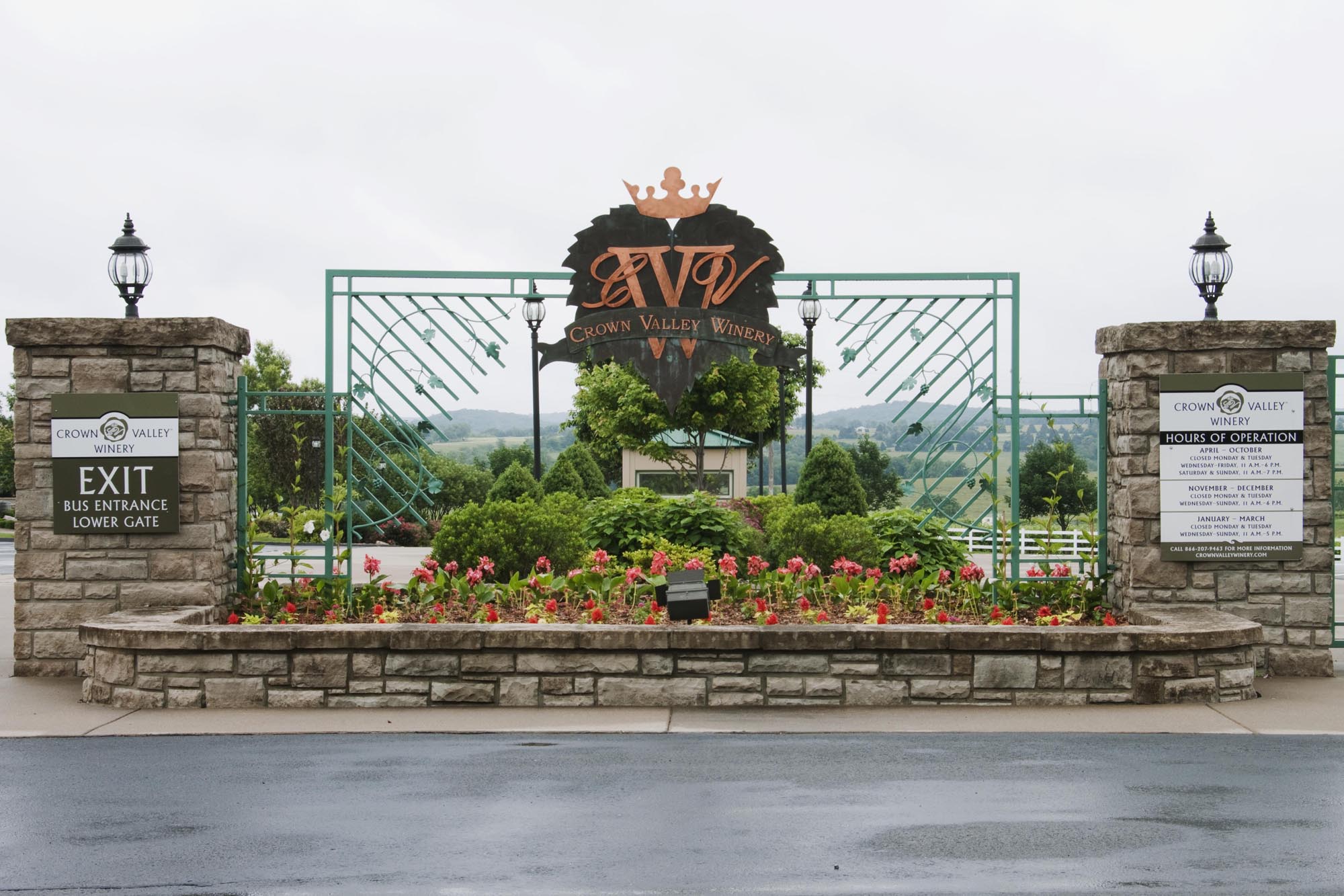 Crown Valley Winery- Entrance to the winery. Tulips planted in from of winery sign.