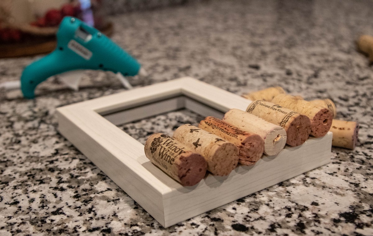 tool to cut wine corks in half