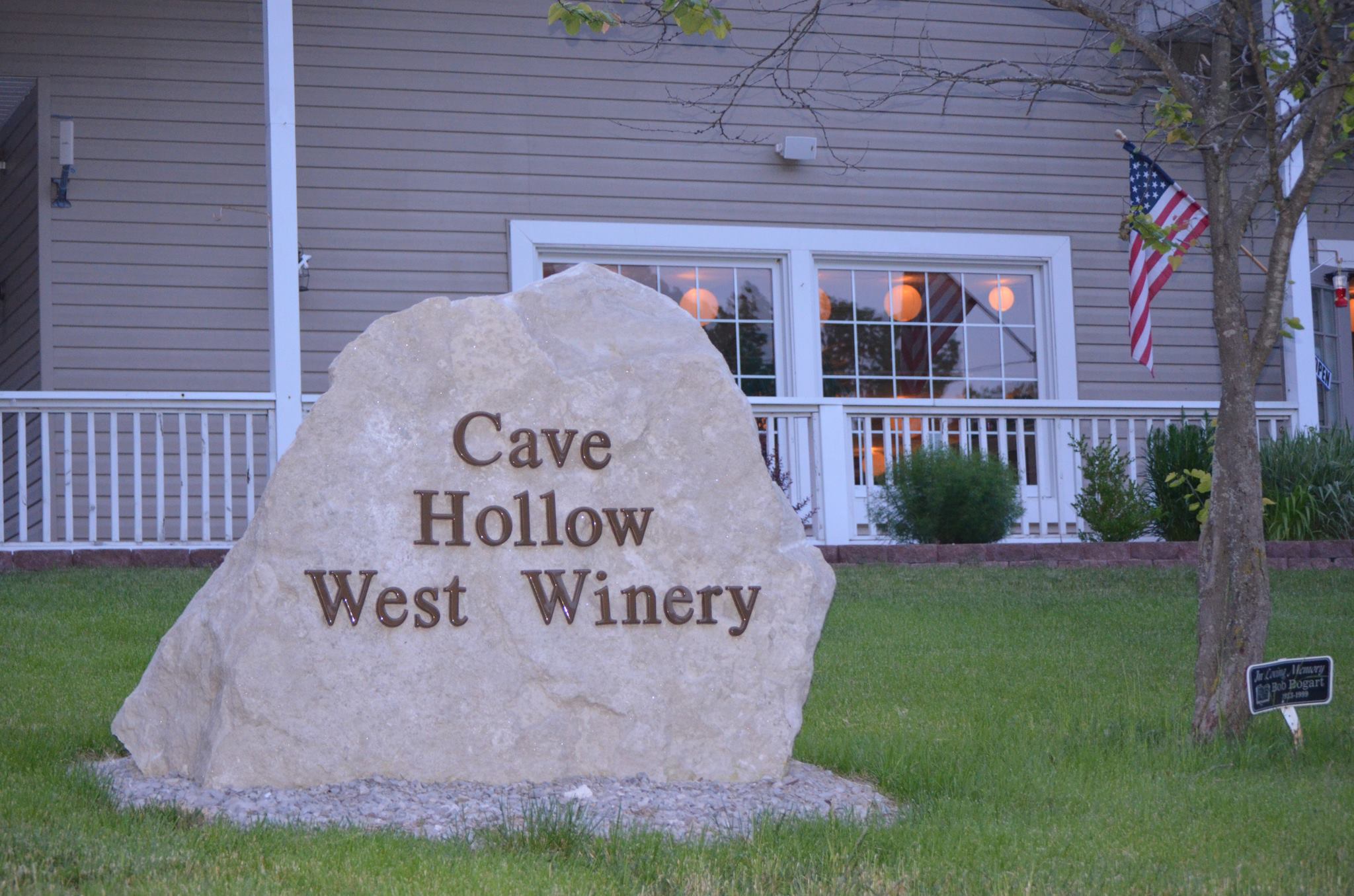 Cave Hollow West Winery- Sign to the winery that reads "Cave Hollow West Winery".
