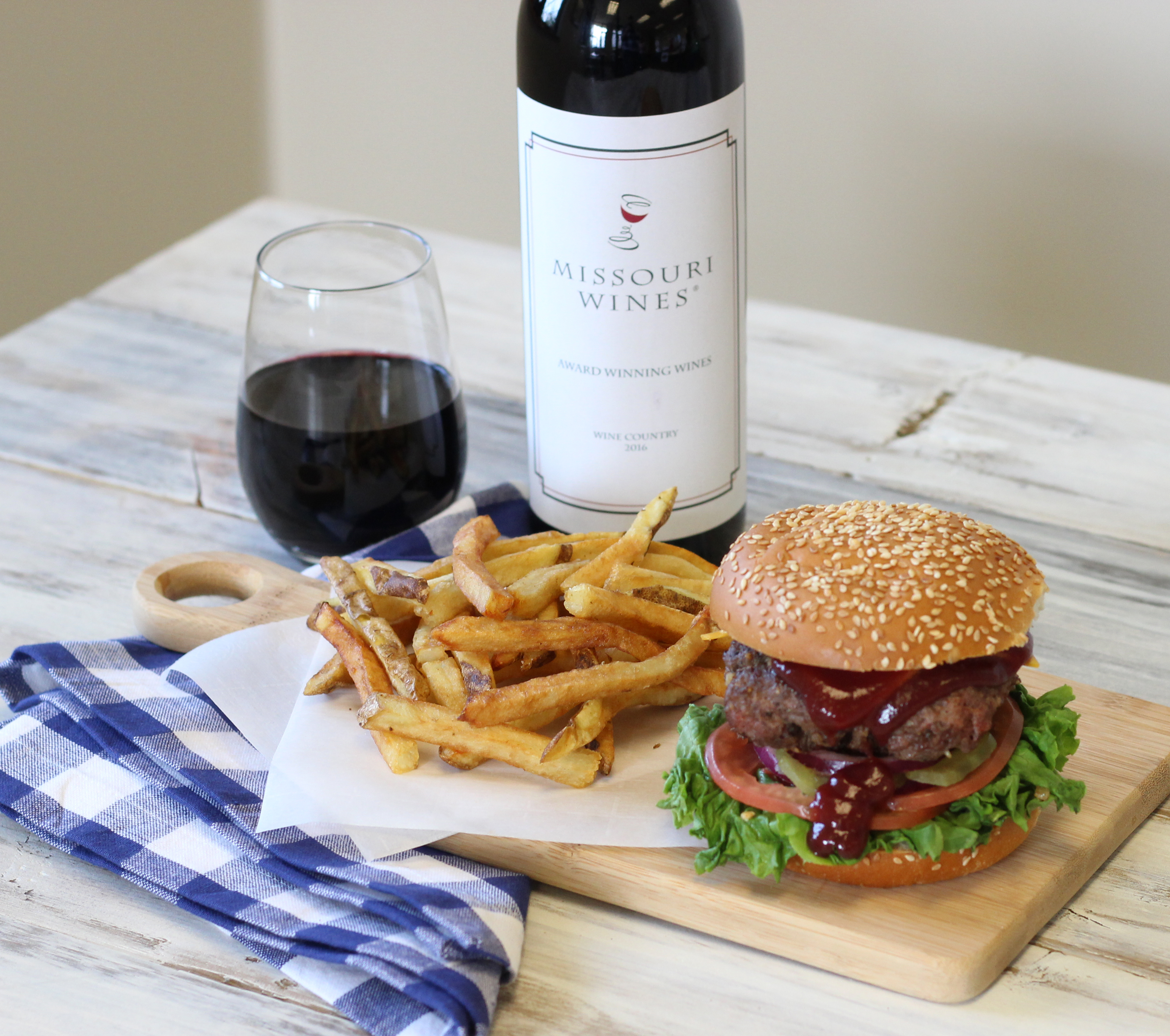 Beef Burgers with Missouri Wine Ketchup
