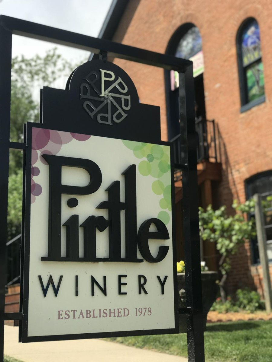 Pirtle Winery Sign